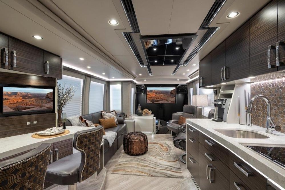 2021 Prevost Liberty H3-45 For Sale