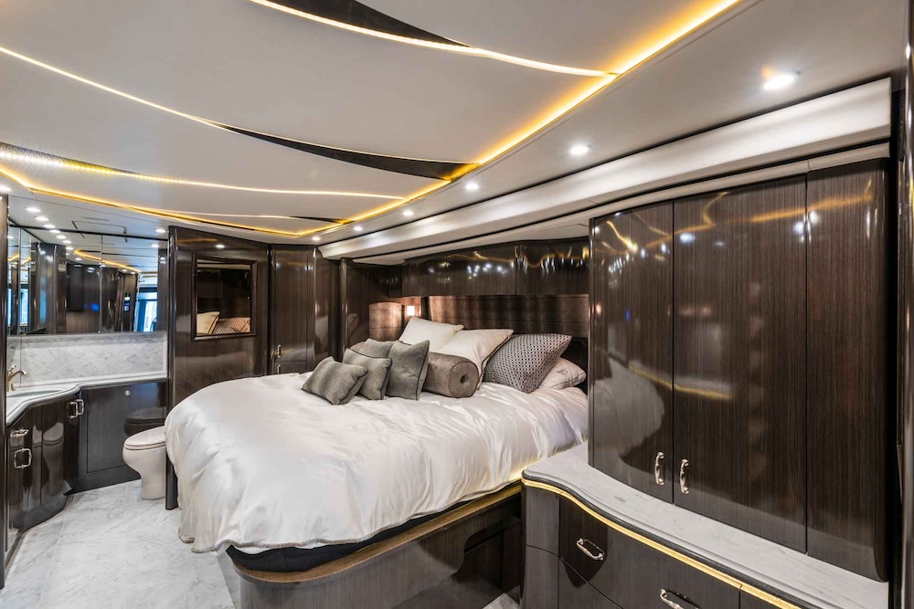 2021 Prevost Marathon H3-45 For Sale