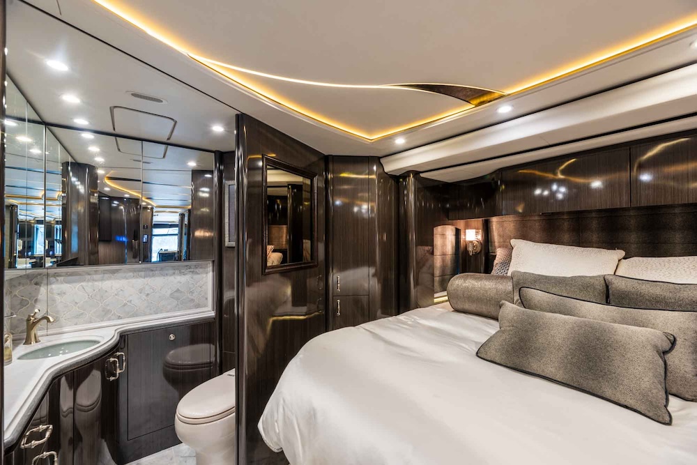 2021 Prevost Marathon H3-45 For Sale