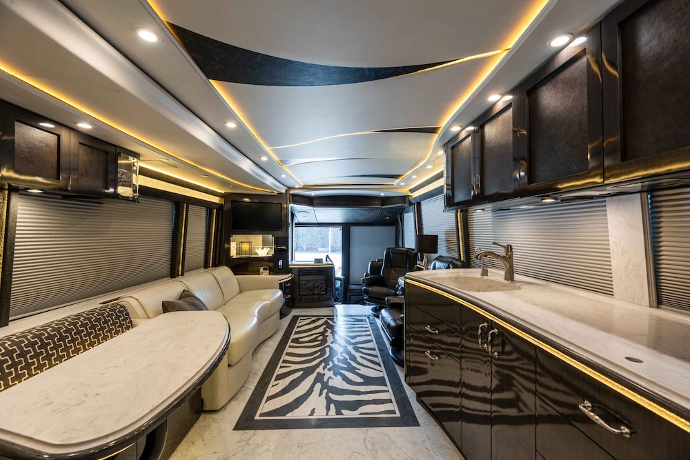 2021 Prevost Marathon H3-45 For Sale