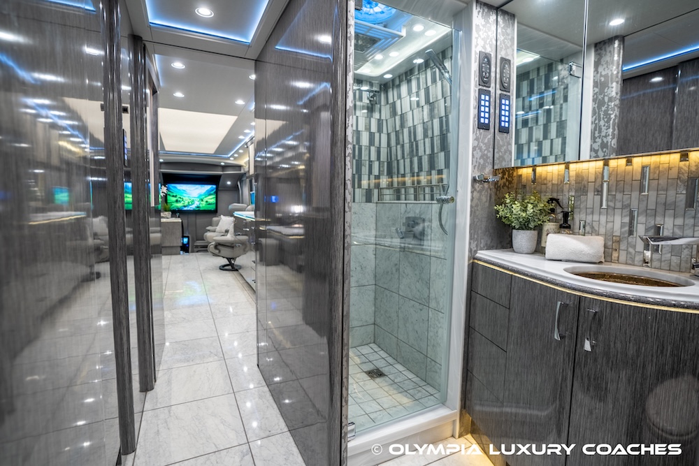 2021 Prevost Marathon H3-45 For Sale