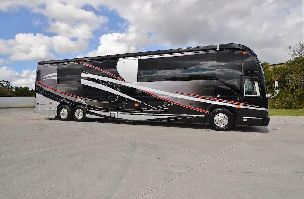 2022 Prevost Emerald H3-45Quad Slide # M 7198