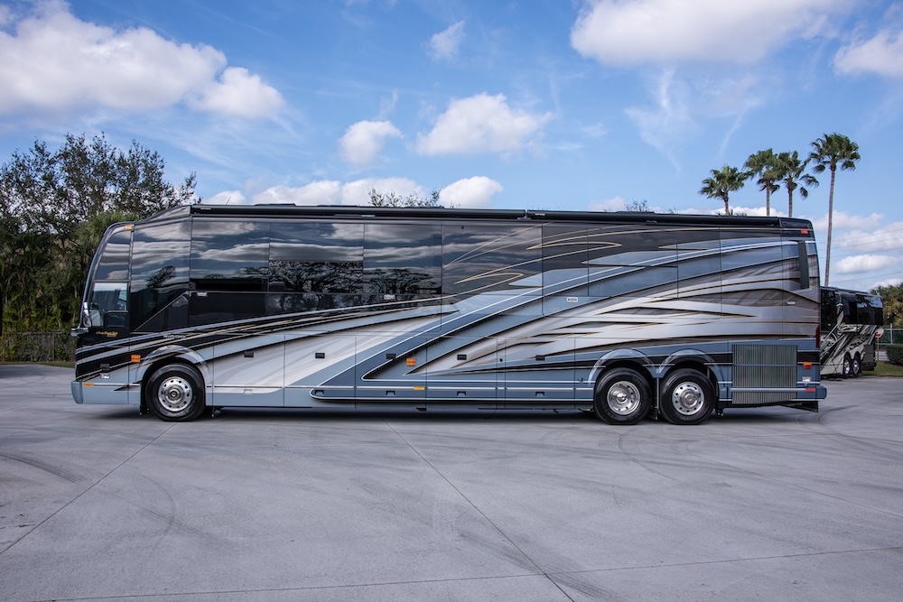 2011 Prevost Liberty H3-45 For Sale