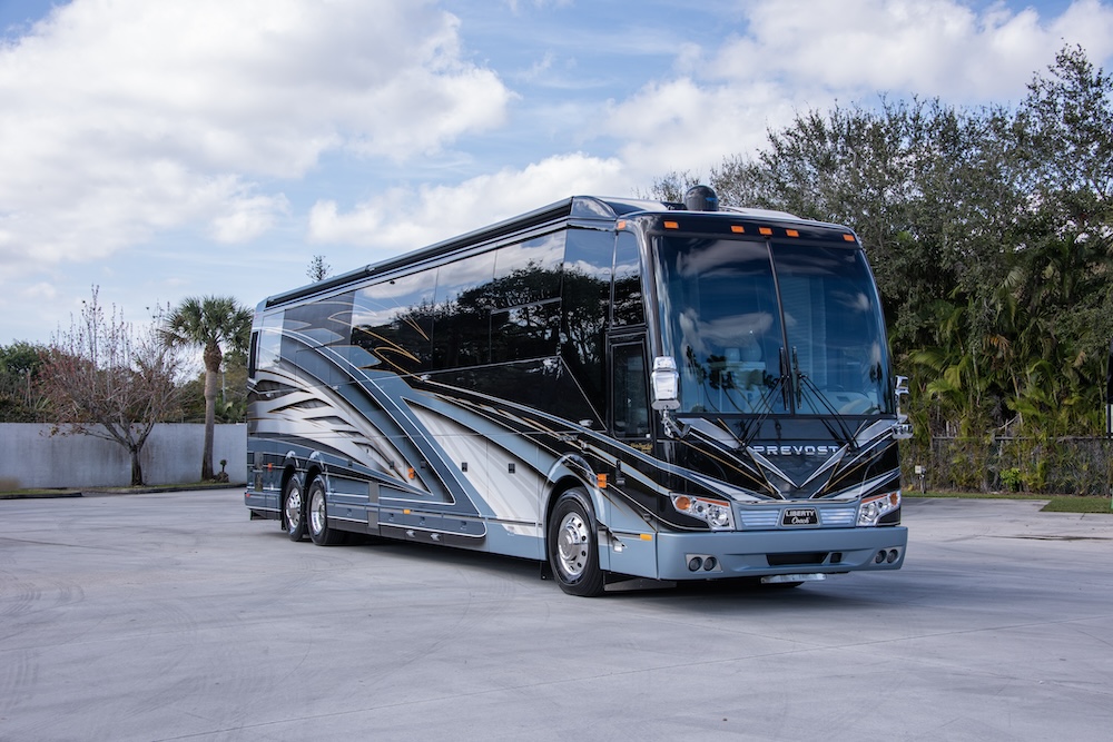 2011 Prevost Liberty H3-45 For Sale