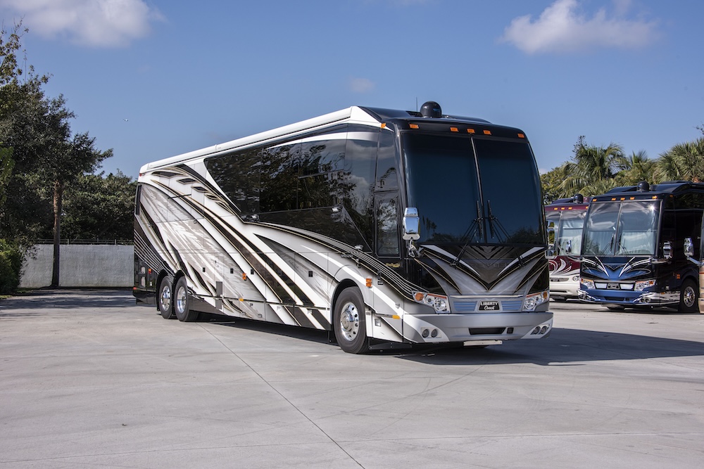 2022 Prevost Liberty H3-45 For Sale