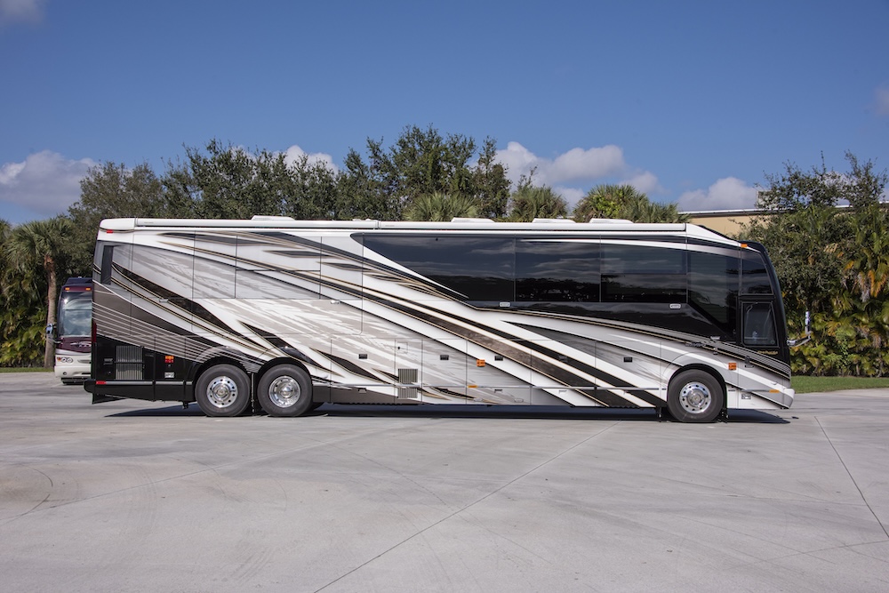 2022 Prevost Liberty H3-45 For Sale