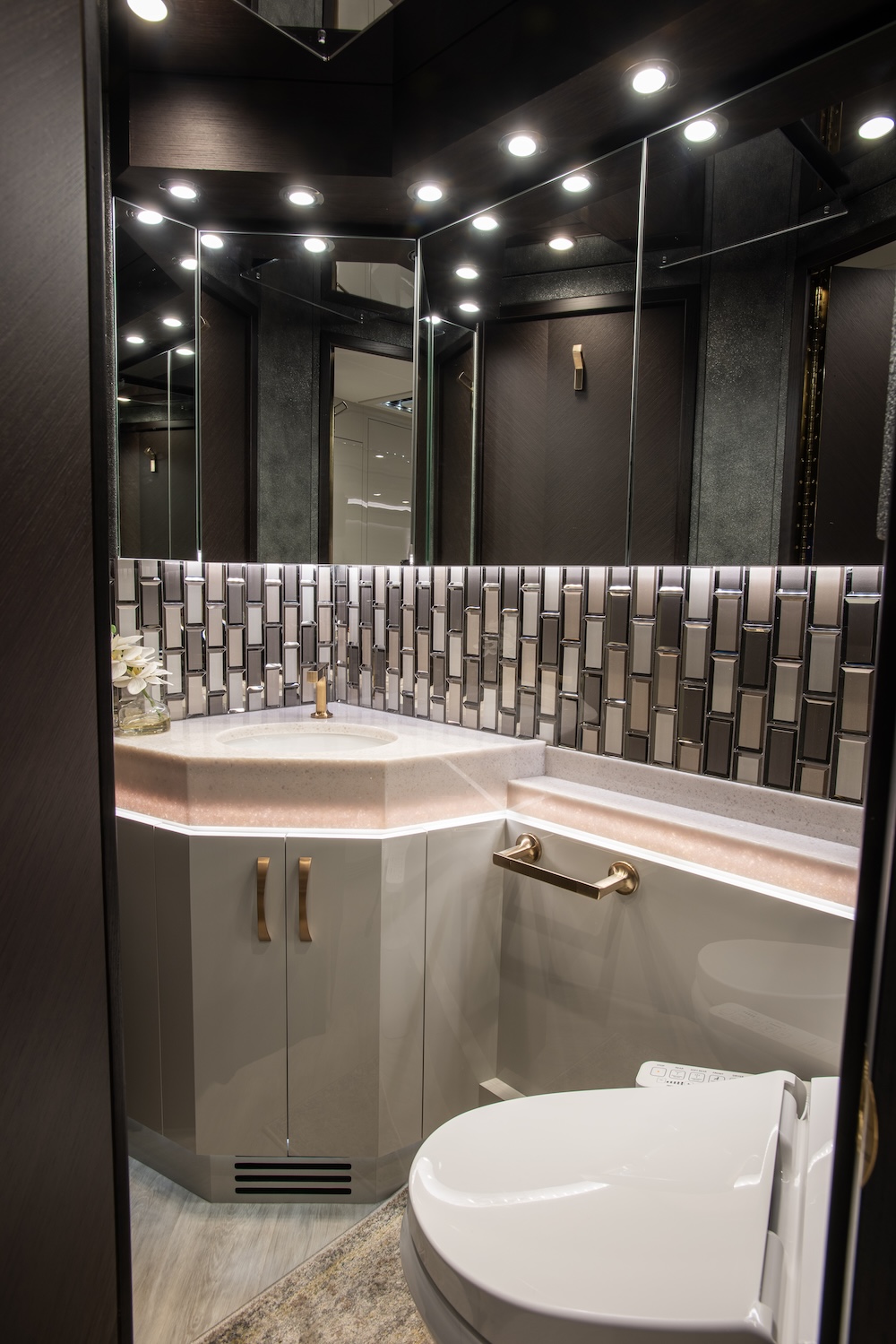 2022 Prevost Liberty H3-45 For Sale