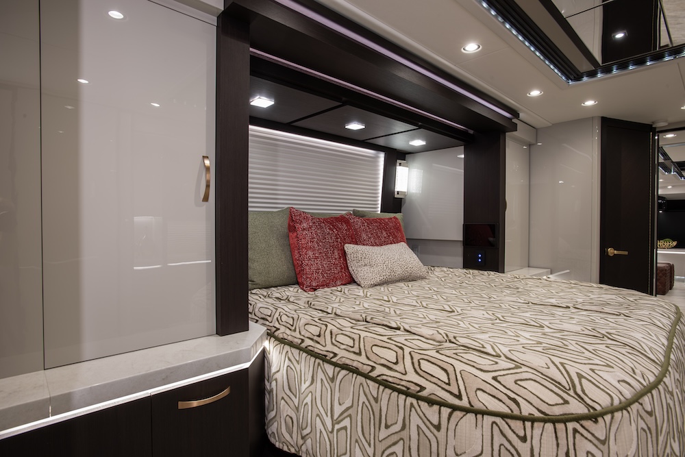 2022 Prevost Liberty H3-45 For Sale