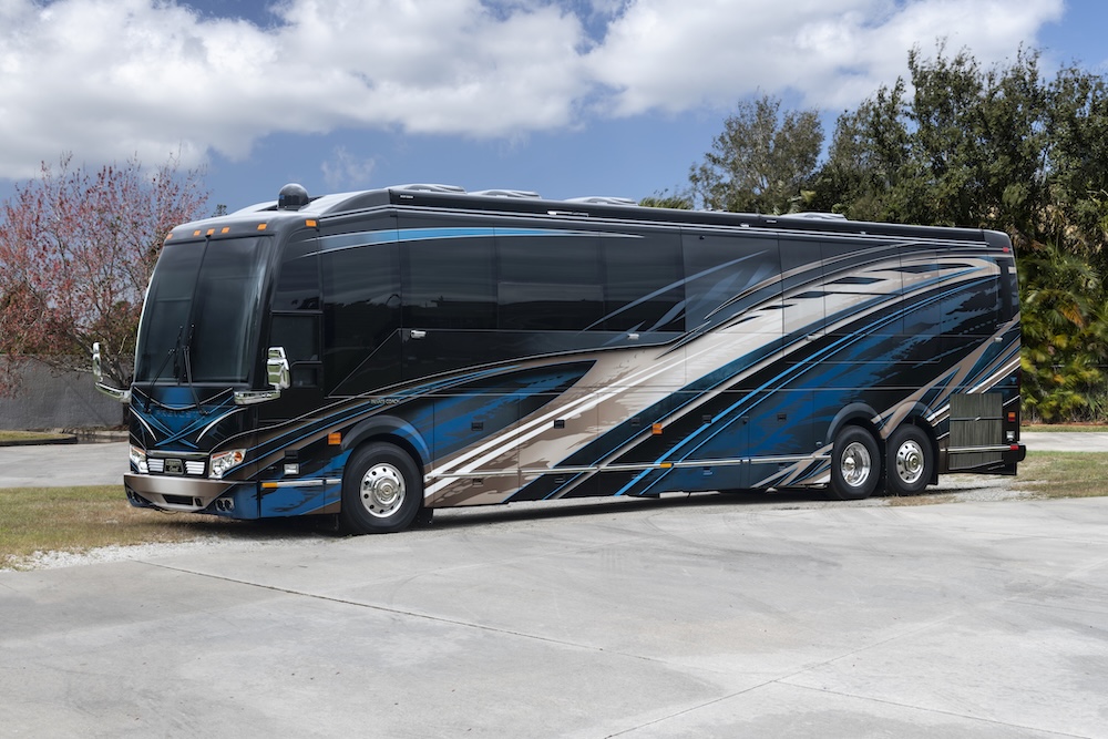2022 Prevost Liberty H3-45 For Sale