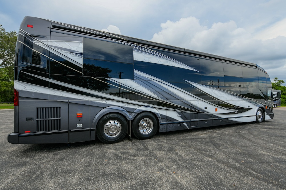 2022 Prevost Marathon  H3-45 For Sale