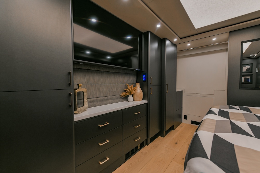 2022 Prevost Marathon  H3-45 For Sale