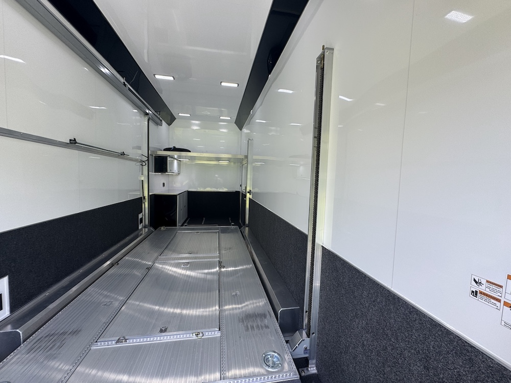 2023 Prevost Trailer For Sale