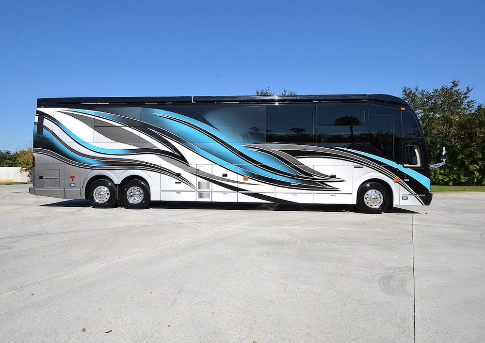 2023 Prevost Emerald H3-45 For Sale