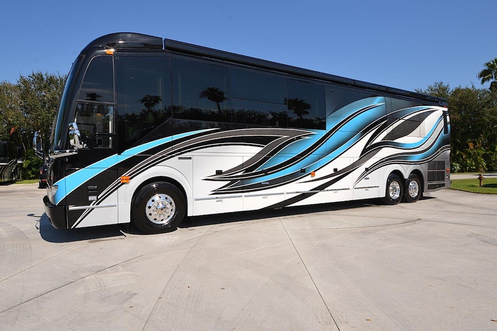 2023 Prevost Emerald H3-45 For Sale