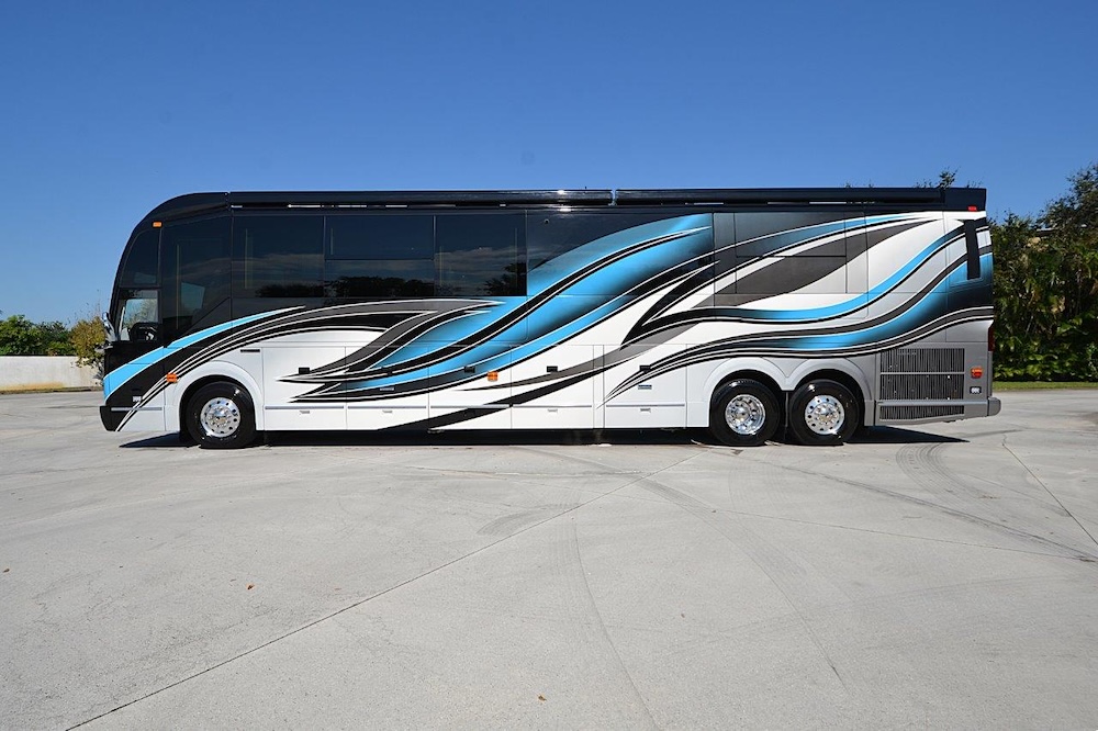 2023 Prevost Emerald H3-45 For Sale