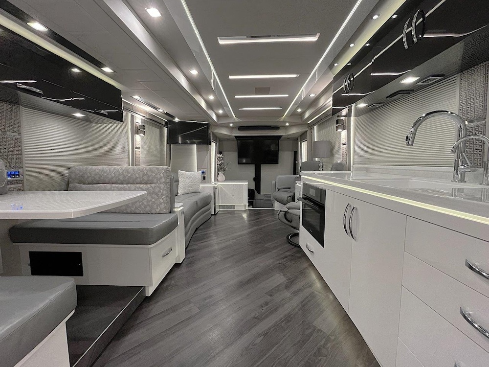 2023 Prevost Emerald H3-45 For Sale