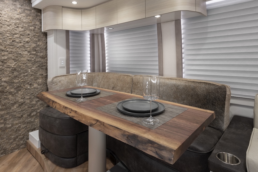 2023 Prevost Liberty H3-45 For Sale