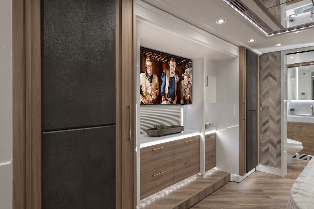 2023 Prevost Liberty H3-45 For Sale
