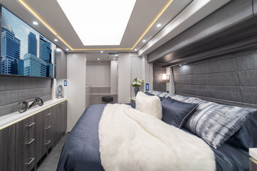 2023 Prevost Marathon X3 For Sale