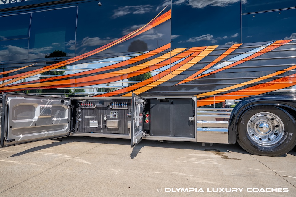2023 Prevost Marathon X3 For Sale