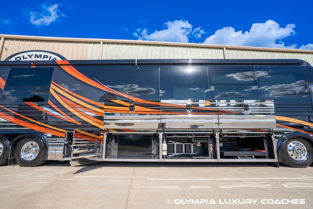 2023 Prevost Marathon X3 For Sale