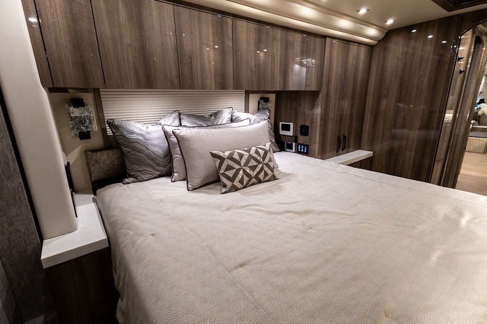 2023 Prevost Millennium X3 For Sale