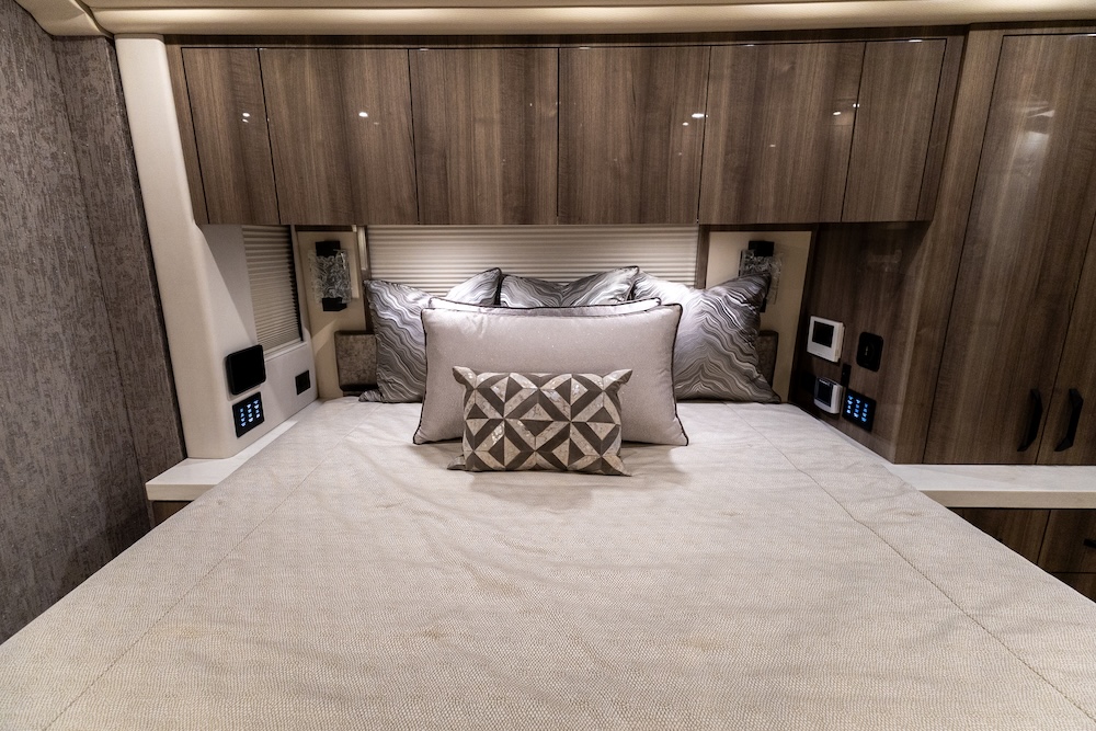 2023 Prevost Millennium X3 For Sale