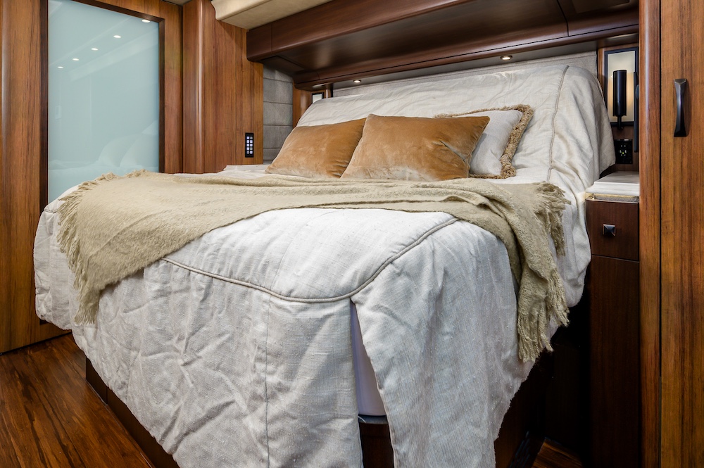 2024 Prevost Marathon H3-45 For Sale