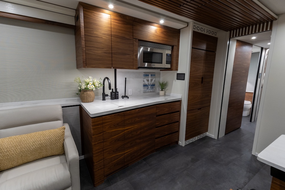 2025 Prevost Epic X3 For Sale