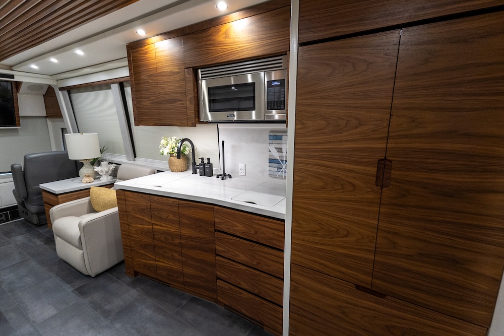 2025 Prevost Epic X3 For Sale