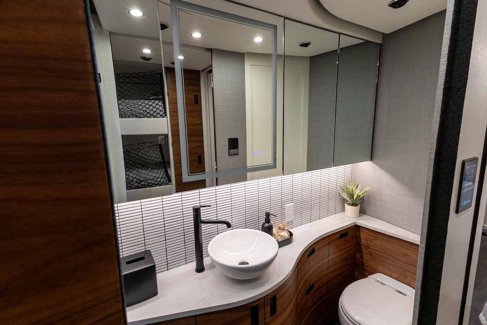 2025 Prevost Epic X3 For Sale