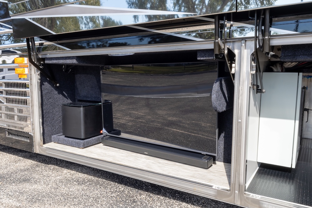 2025 Prevost Epic X3 For Sale