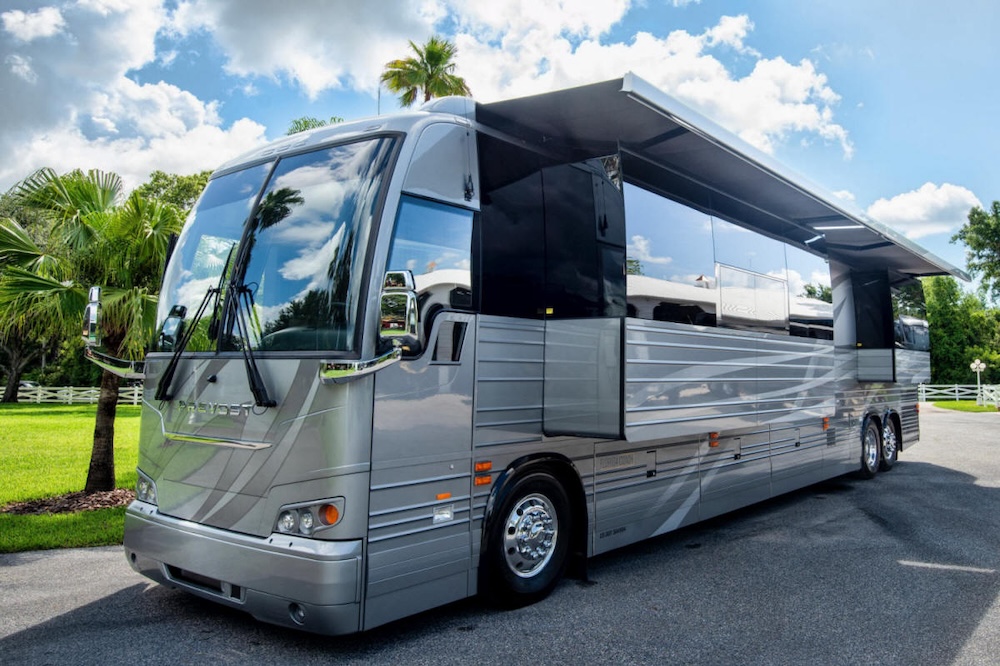 2025 Prevost Florida Coach X3 For Sale