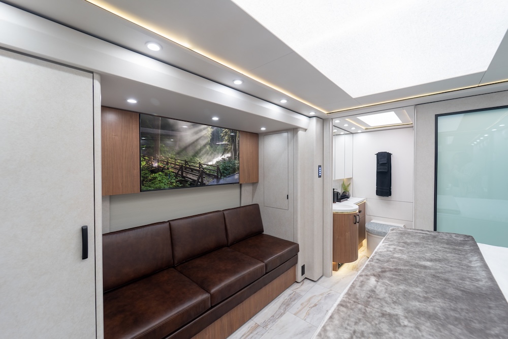 2025 Prevost Marathon H3-45 For Sale