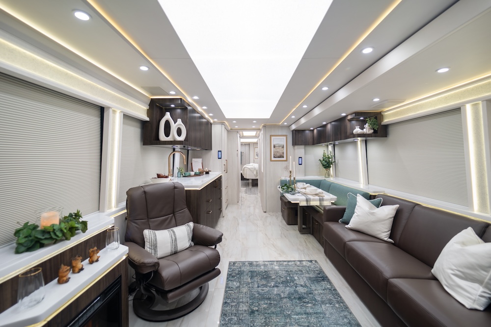 2025 Prevost Marathon  H3-45 For Sale
