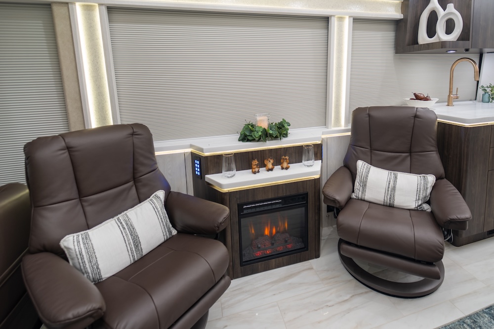 2025 Prevost Marathon  H3-45 For Sale