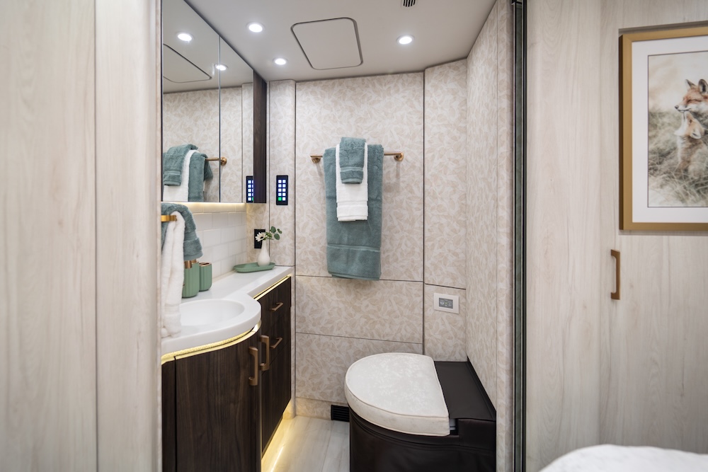 2025 Prevost Marathon  H3-45 For Sale