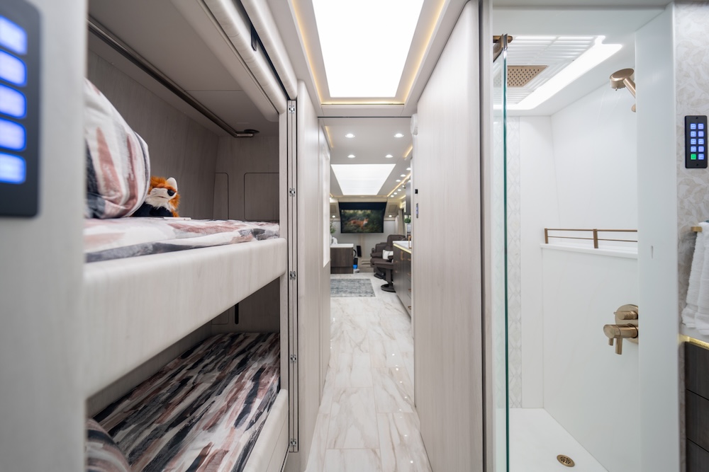 2025 Prevost Marathon  H3-45 For Sale