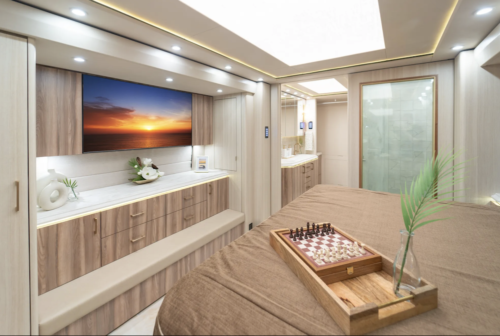 2025 Prevost Marathon H3-45 For Sale