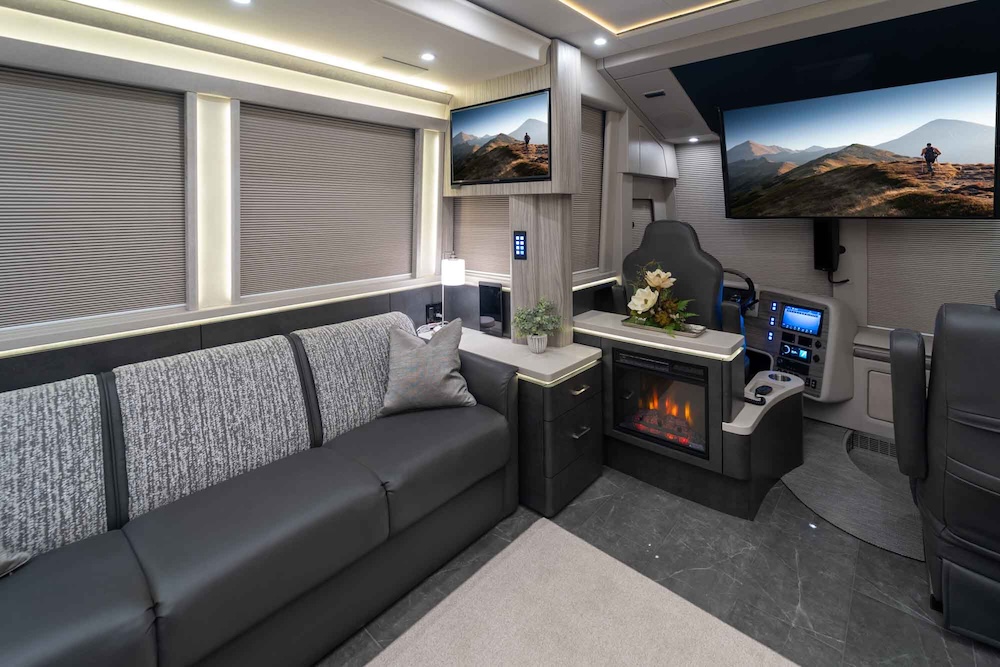 2025 Prevost Marathon X3 For Sale