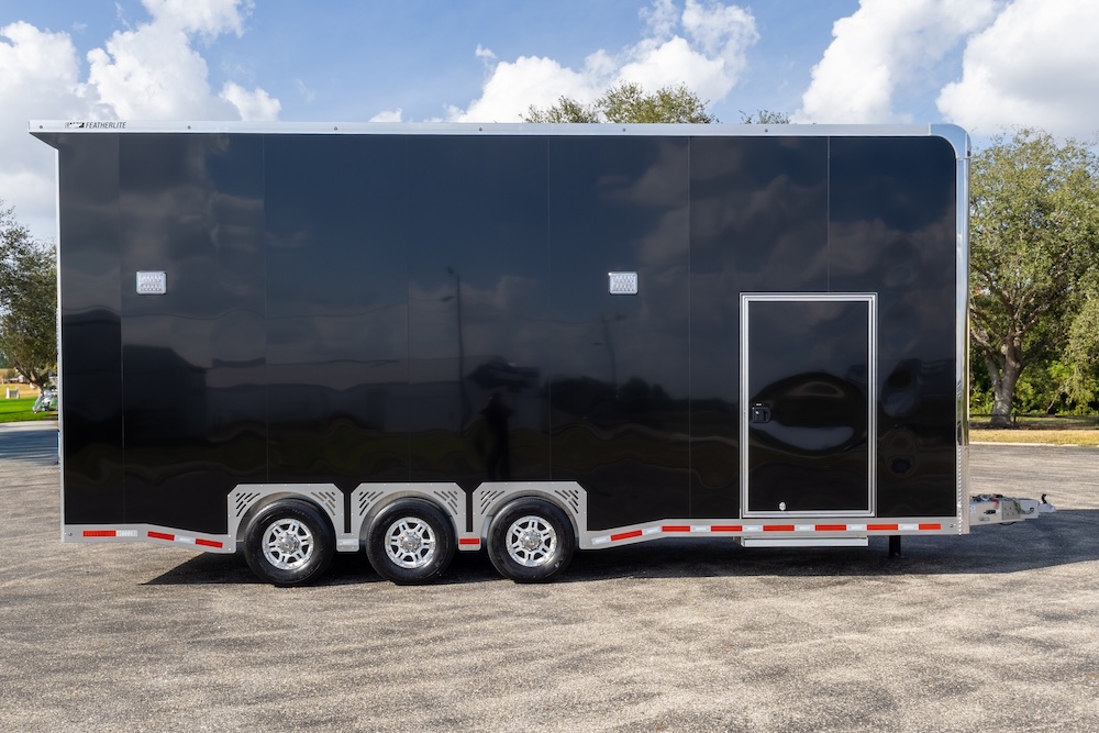 2026 Prevost Featherlite Stacker For Sale