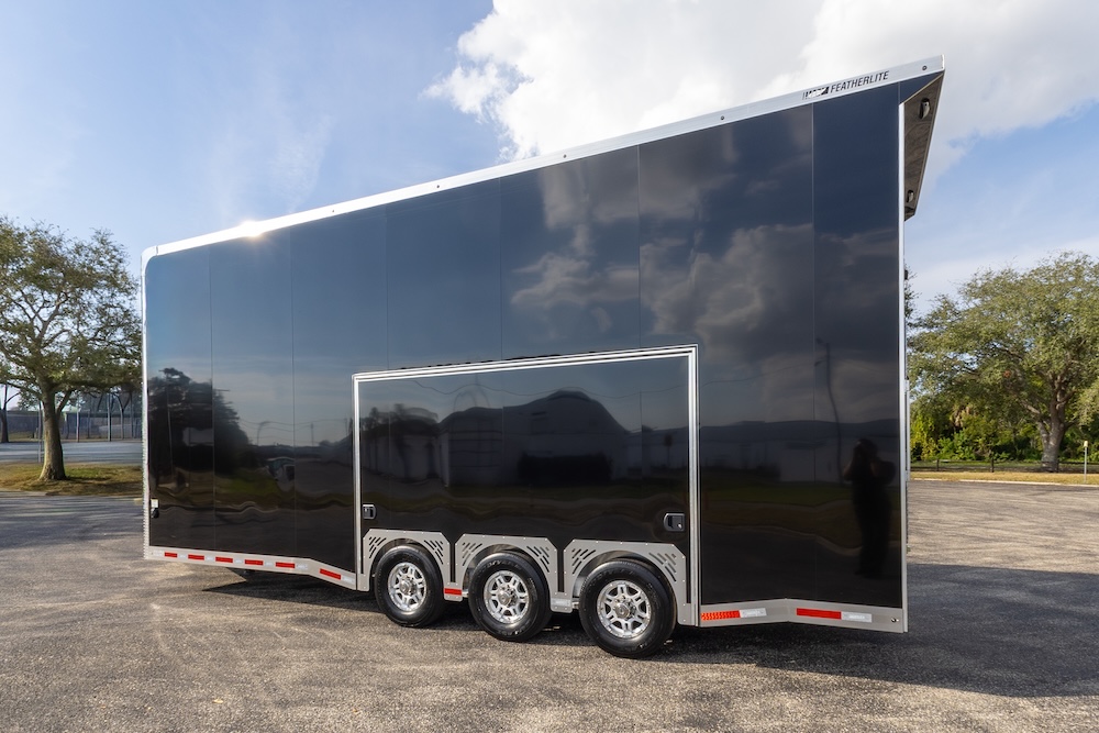 2026 Prevost Featherlite Stacker For Sale