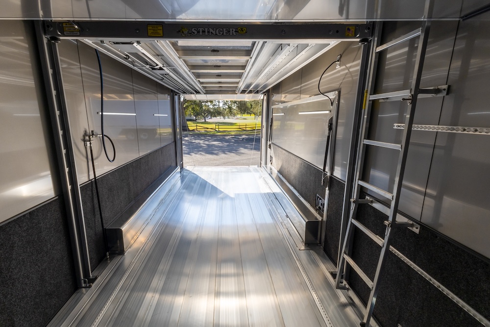 2026 Prevost Featherlite Stacker For Sale