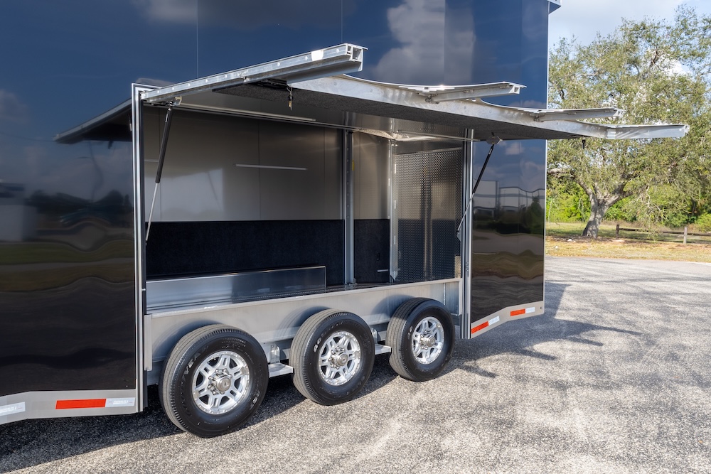 2026 Prevost Featherlite Stacker For Sale