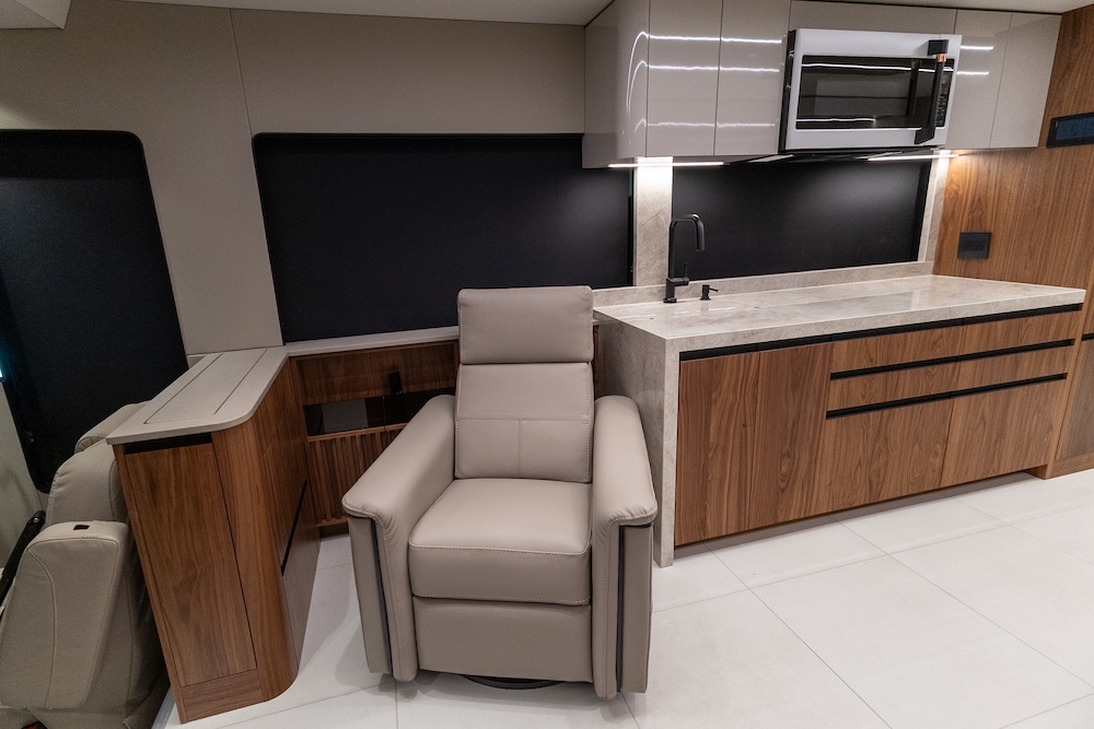 2026 Prevost Loki H3-45 For Sale