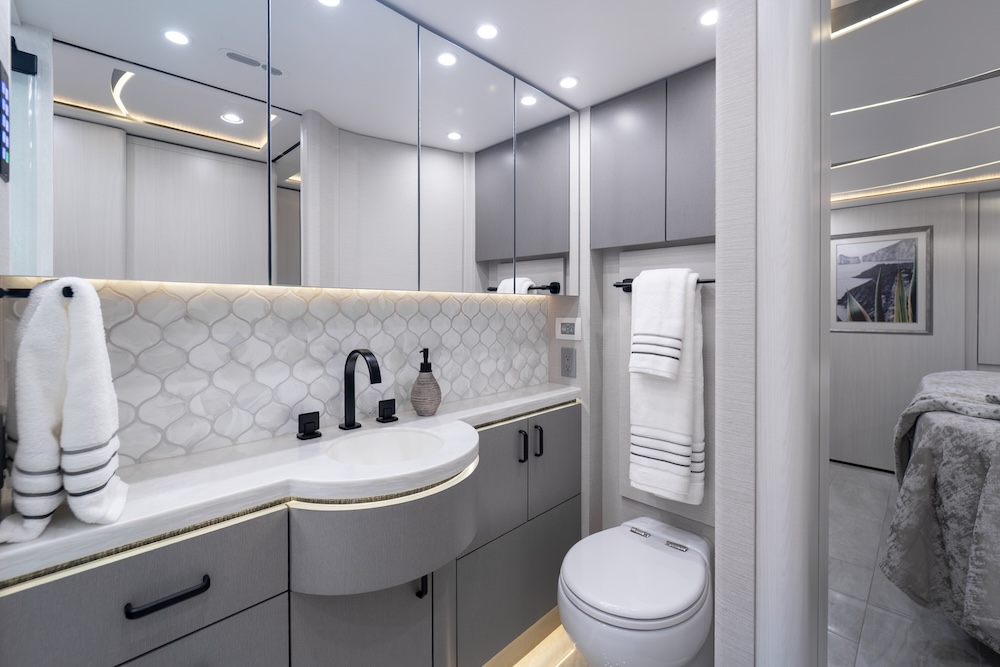 2026 Prevost Marathon H3-45 For Sale