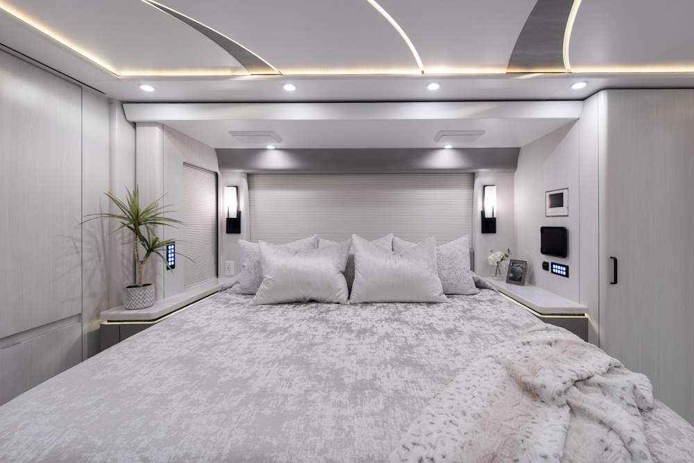 2026 Prevost Marathon H3-45 For Sale