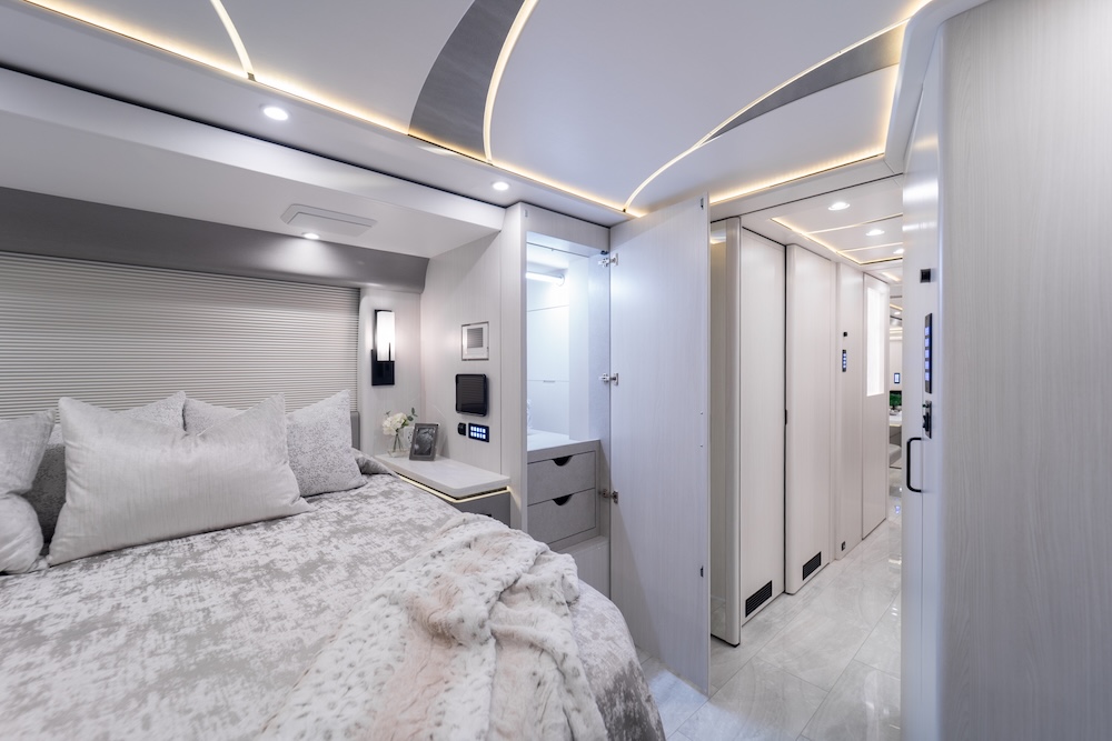 2026 Prevost Marathon H3-45 For Sale