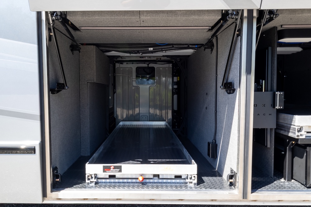 2027 Prevost  Lok H3-45 For Sale