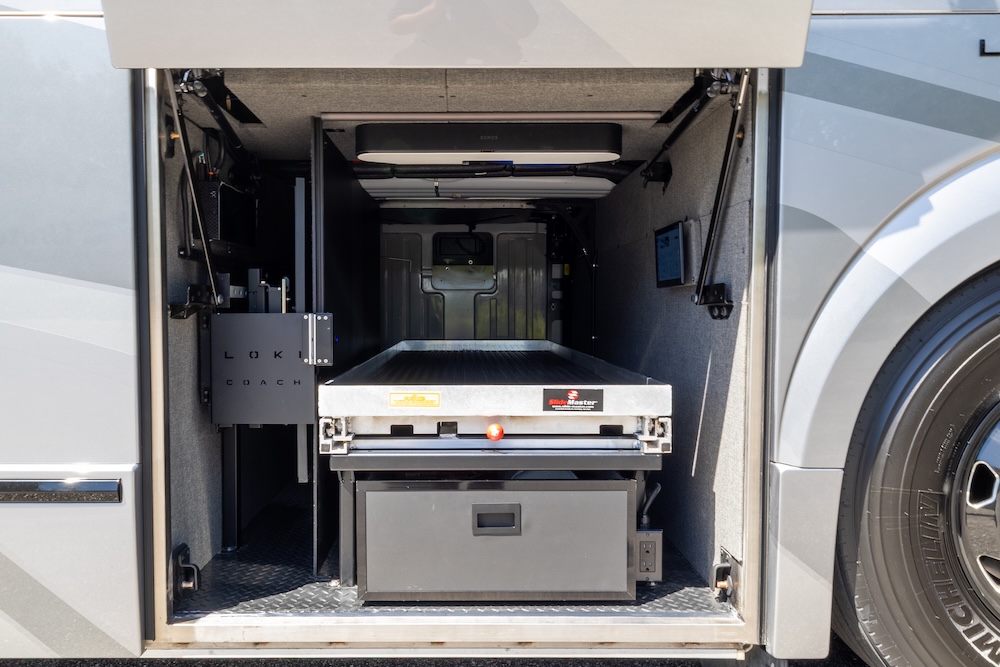 2027 Prevost  Lok H3-45 For Sale